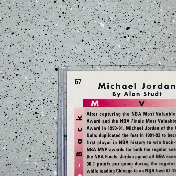 1992-93 Upper Deck Michael Jordan 67 MVP B - Near Mint💎 - Picture 7 of 10